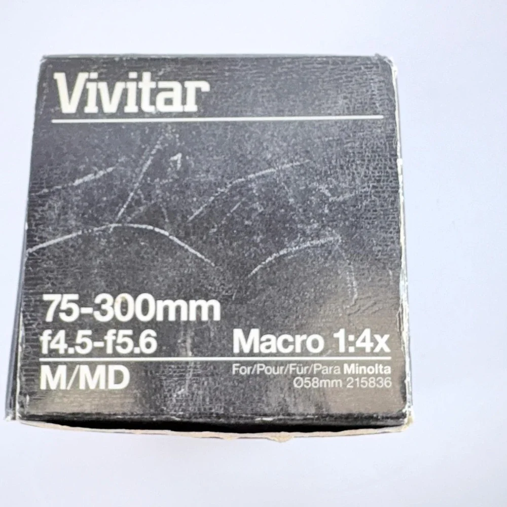 Vivitar 75-300mm f4.5-5.6 M/MD Macro Focusing Zoom Lens Minolta MD Mount Black